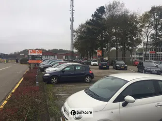 Overzicht parkeerplaatsen P2 Groningen airport